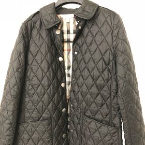 Burberry small black quilted jacket